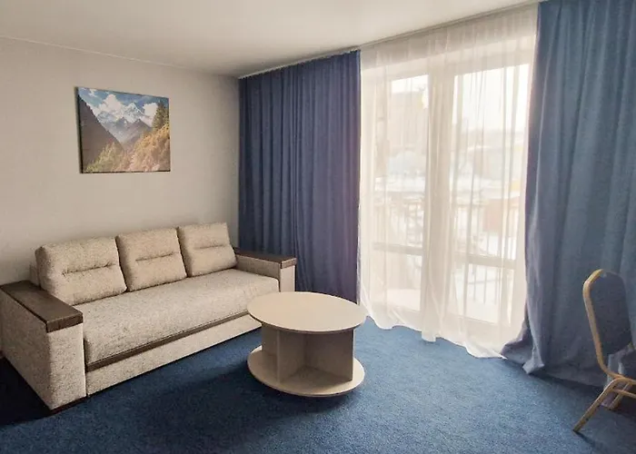 Kozatskiy Hotel Київ